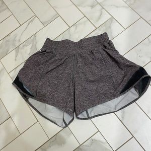 lululemon hotty hot shorts size 2
